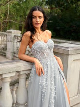Beautiful A-Line/Princess Tulle Applique Sweetheart Sleeveless Court Train Long Prom Dresses GJS912