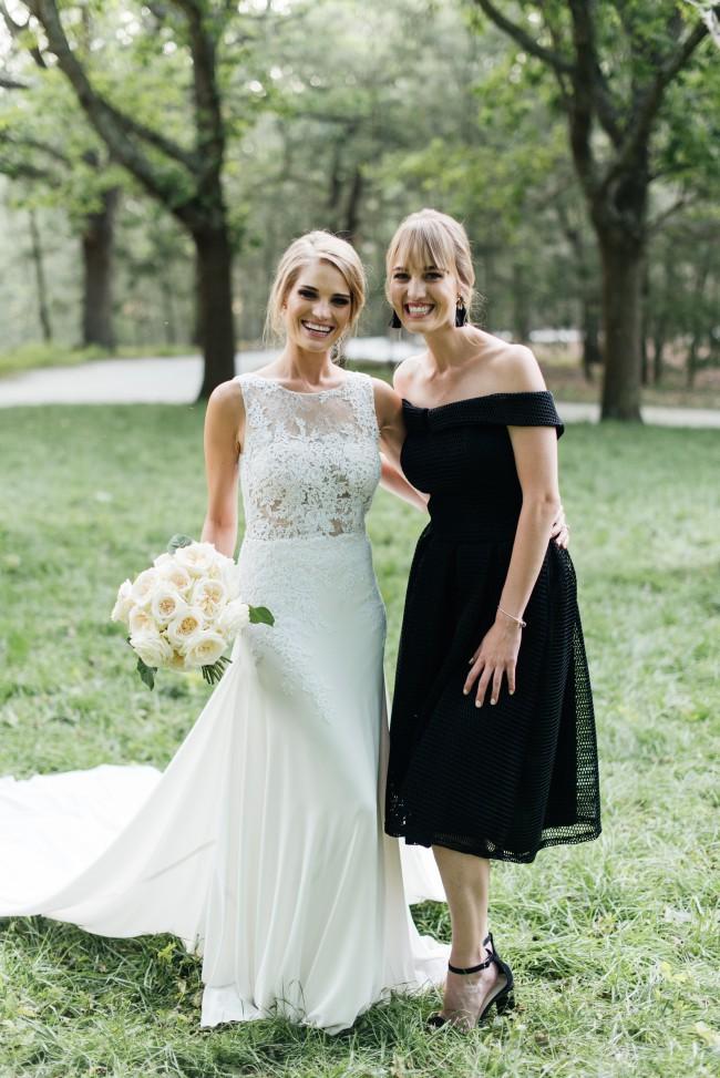 Round Neck Sleeveless Sweep Train Lace Wedding Dress JKM319|Annapromdress