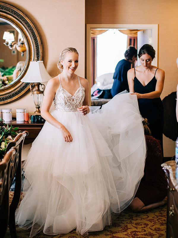 Fashionable Halter V-Neck Modest Tulle Wedding Dress Baskless Ball Gown AN2308|Annapromdress