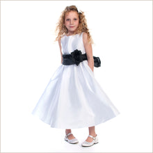 2017 Flower Girl Dresses Long White Bowknot Flower Taffeta JKF028