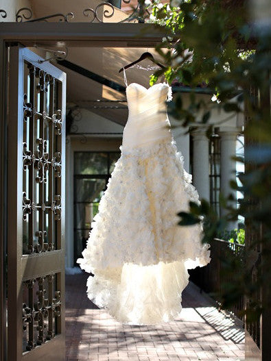 2017 Wedding Dresses One Shoulder Hand-Made Flower Ivory Trumpet/Mermaid JKW007