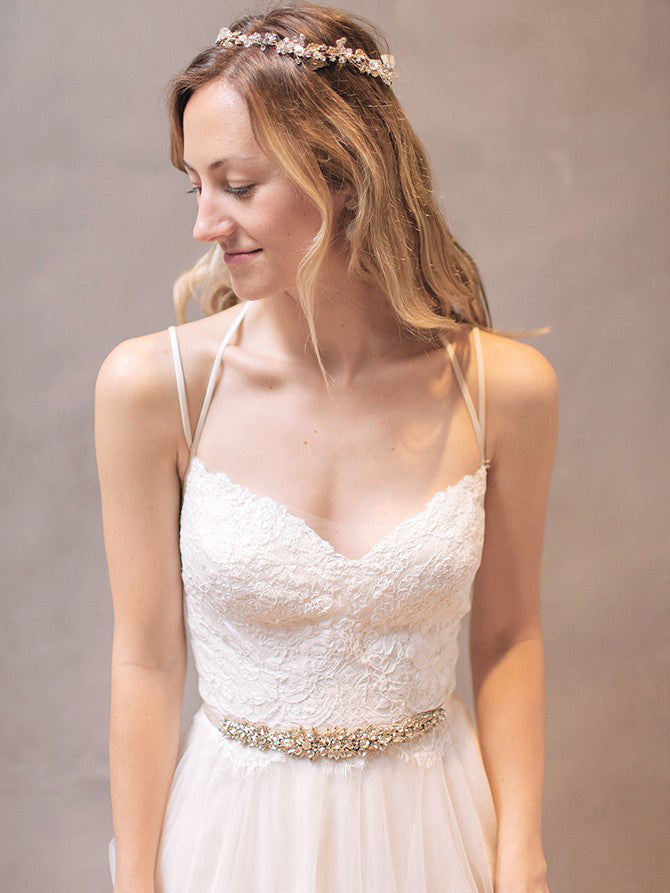 2017 Wedding Dresses Sexy Spaghetti Straps V-neck Tulle with Lace JKW020