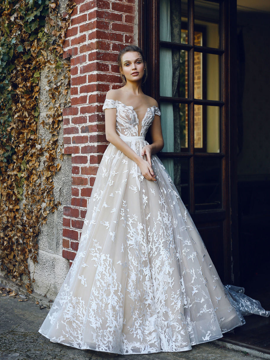 Beautiful Wedding Dresses Scoop A-line Sweep/Brush Train Bridal Gown JKW064