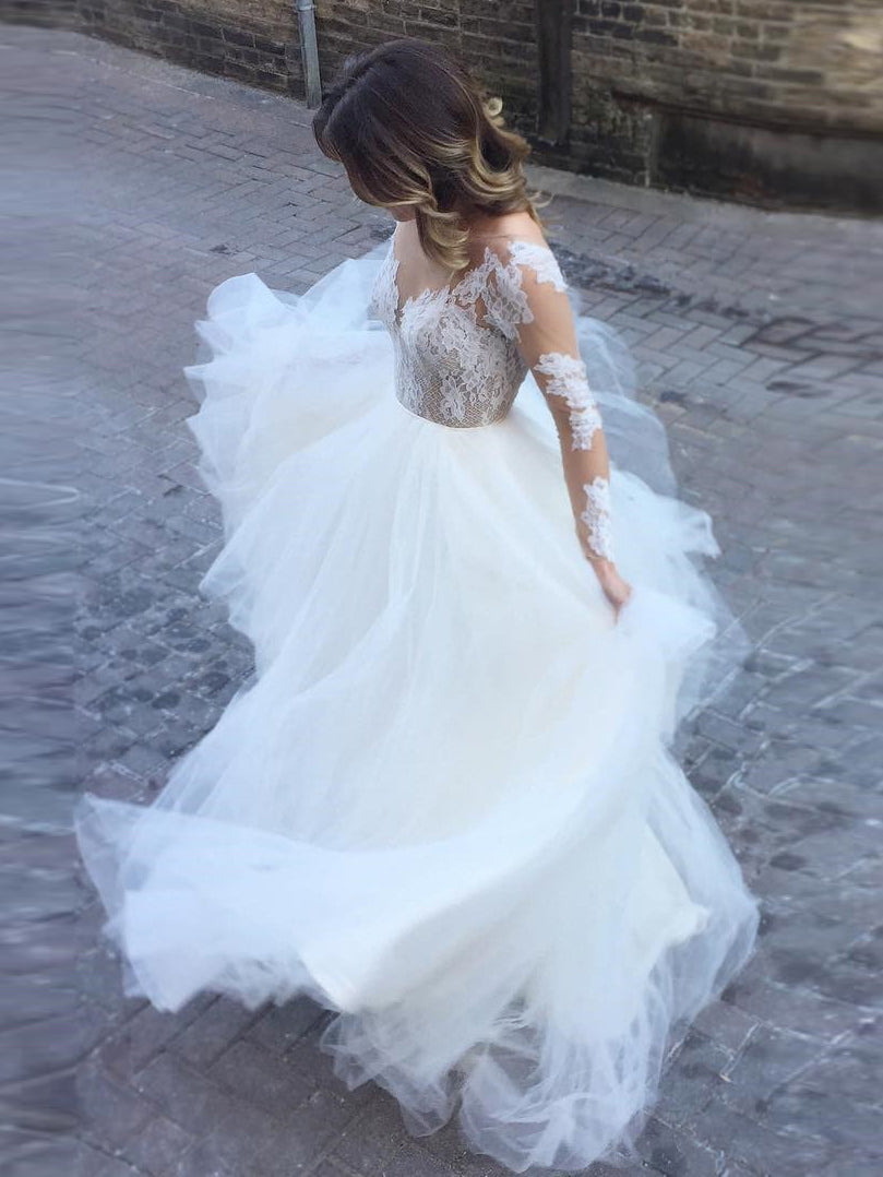 Ball Gown Wedding Dresses Long Sleeves Floor-length Appliques Ivory Tulle Bridal Gown JKW172