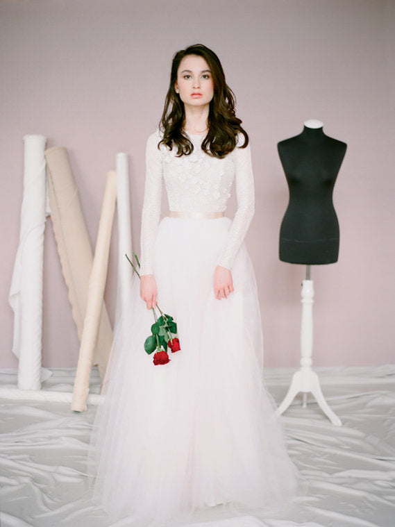 Long Sleeve Wedding Dresses Aline Floor-length Beautiful Lace Bridal Gown JKW185|Annapromdress