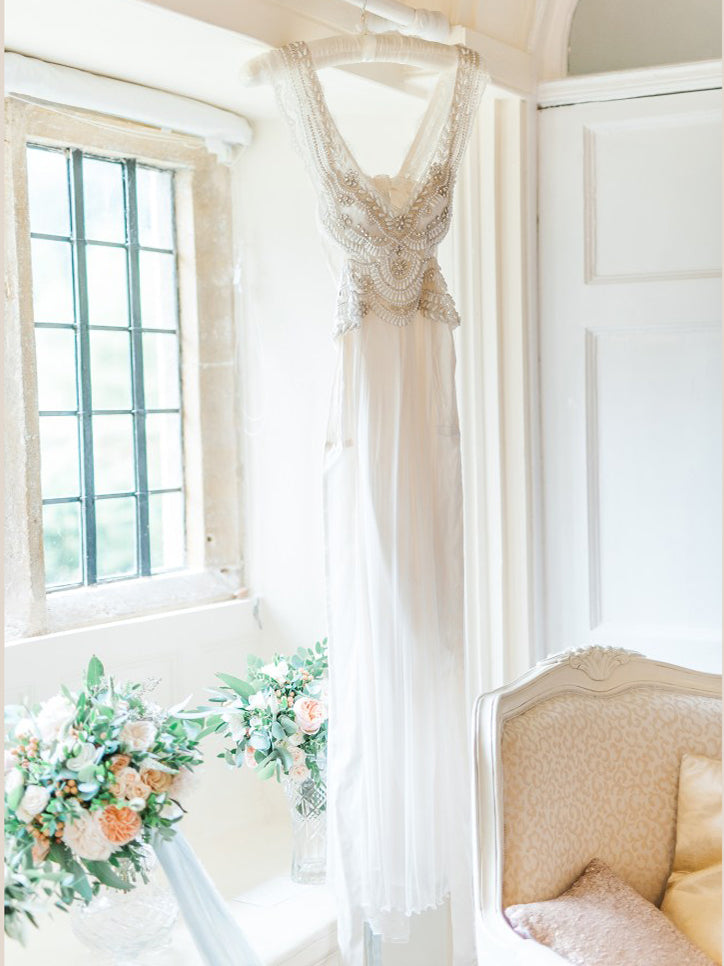 Romantic Wedding Dresses V-neck Straps Modest Open Back Beach Bridal Gown JKW210|Annapromdress