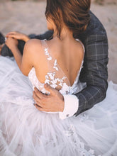 Unique Appliqued A-line Tulle Wedding Dresses With Chapel Train JKB5102|Annapromdress