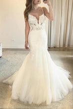 Mermaid V-neck Open Back Spaghetti Straps Lace Wedding Dresses with Train