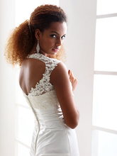 Wedding Dresses Scoop Neck  Charmeuse Beaded Lace Cap Sleeve Simple Backless with Appliques