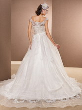 A-Line Wedding Dresses Scoop Neck Chapel Train Lace Organza Sleeveless with Sash  Ribbon Beading Appliques