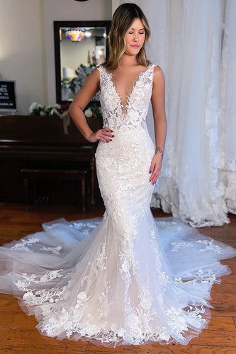 Mermaid Applique V Neck Long Lace Wedding Dress