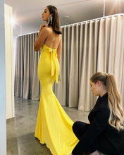 Yellow Long V-neck Backless Mermaid Evening Prom Dress