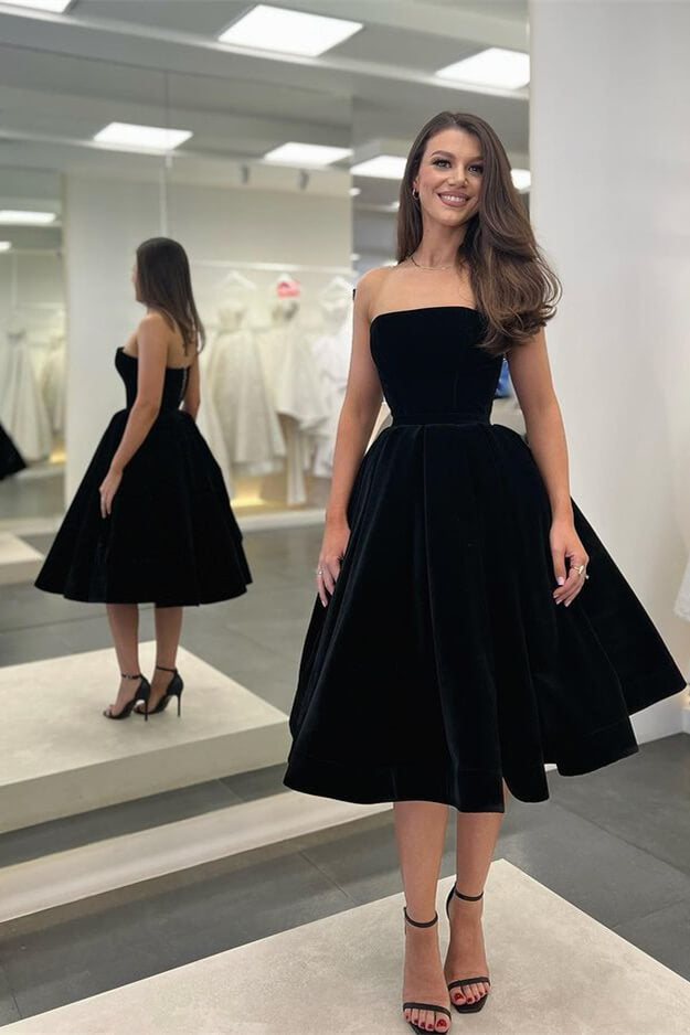 Black Short Strapless Sleeveless Tea Length Velvet Prom Dress