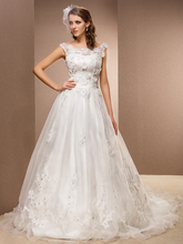 A-Line Wedding Dresses Scoop Neck Chapel Train Lace Organza Sleeveless with Sash  Ribbon Beading Appliques