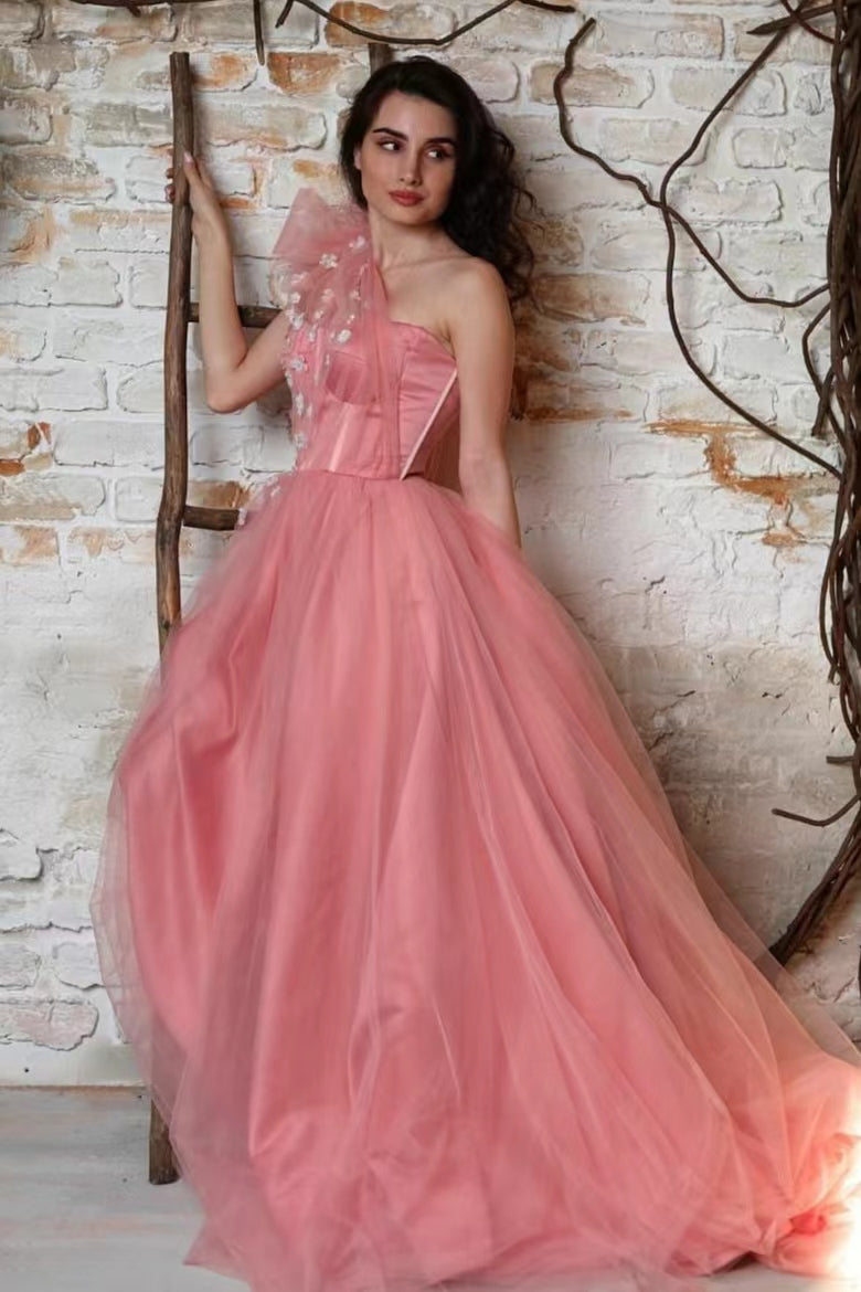 Stunning Long A-line One Shoulder Tulle Prom Dresses