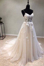 A-line Spaghetti Straps Wedding Dress with Lace Appliques Wedding Gown