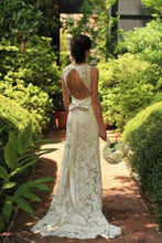 Backless A-line Floor-Length Sleeveless Sheath Lace Wedding Dress,MW334