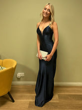 Emerald Green Open-Back Sparkly Fitted Prom Dress with Ruched Detail