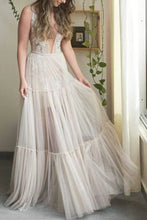 Bohemain A-line V-neck Tulle Appliqued Wedding Dress Bridal Gown