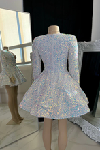 Sparkling V-neck A-line Graduation Dress With Sequins White Short Homecoming Dress Y1951