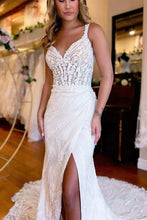 Mermaid Backless V-neck Lace Appliques Wedding Dresses