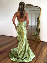 Halter Mermaid Satin Pleated Long Prom Dress
