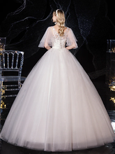 Princess Ball Gown Wedding Dresses V Neck Floor Length Lace Tulle Half Sleeve Formal Romantic with Appliques