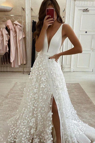 Ivory A-line Satin Tulle 3D Flowers V-neck Wedding Dresses With Slit MW634