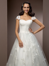 Ball Gown Wedding Dresses Square Neck Court Train Tulle Short Sleeve with Ruched Beading Flower