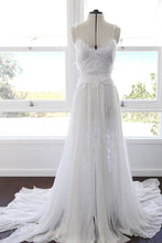 Sweetheart White Chiffon Spaghetti Strap Lace Beach Wedding Dresses,MW498