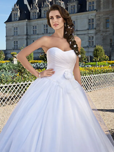 Ball Gown Wedding Dresses Sweetheart Neckline Floor Length Tulle Sleeveless