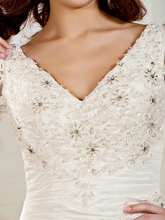 Ball Gown Wedding Dresses V Neck Chapel Train Taffeta Half Sleeve See-Through with Ruched Beading Appliques