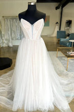 A-line Pleated Tulle Sweetheart Neck Wedding Dresses