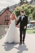 Gorgeous Tulle A-line Spaghetti Straps Wedding Dress With Lace Appliques, MW115