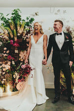 Simple Satin Mermaid V-neck Sweep Train Wedding Dresses, Bridal Gown, MW632