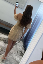 Sheath Lace Strapless Homecoming Dress with Appliques Y2998
