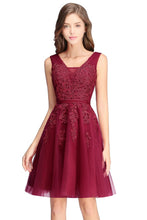 A-line Knee-length Tulle Prom Dress with Appliques