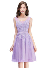 A-line Knee-length Tulle Prom Dress with Appliques