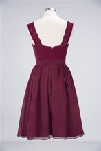 A-Line Ruffles Chiffon Lace V-Neck Evening Party Dress Sleeveless Knee-Length Homecoming Dress