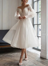 A-Line Sweetheart Appliques Lace Long Sleeves Elegant Tulle Wedding Dresses