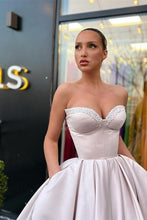 A-line Sweetheart Short Prom Dresses with Beading