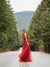 A-Line/Elegant Applique Tulle Sleeveless V-neck Floor-Length Prom Dresses