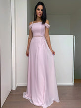A-Line/Elegant Chiffon Beading Straps Sleeveless Floor-Length Prom Dresses