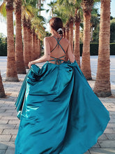 A-Line/Elegant Straps Sleeveless Ruffles Silk like Satin Prom Dresses