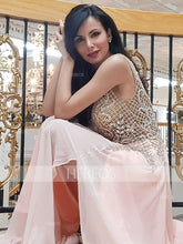 A-Line/Elegant V-Neck Sleeveless Beading Tulle Prom Dresses