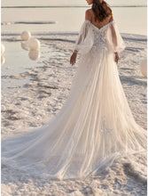 Beach Formal Wedding Dresses A-Line Off Shoulder Long Sleeve Court Train Lace Bridal Gowns With Appliques