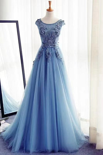 Stunning Long A-line Jewel Sleeveless Lace Tulle Prom Dress
