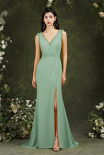 Deep V neck Sleeveless Split Front Floor-Length Prom dress
