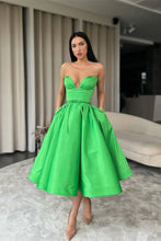 Green A-line Sweetheart Short Prom Dress