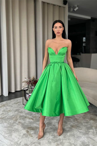 Green A-line Sweetheart Short Prom Dress